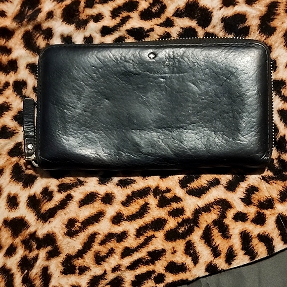 Kate Spade Leather Wallet - Picture 1 of 9